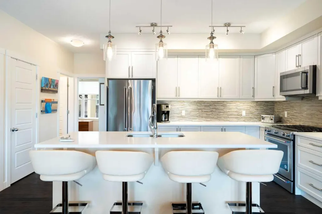 64 Cranbrook Drive SE Calgary AB T3M 0J1