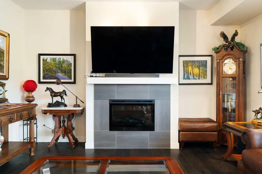 64 Cranbrook Drive SE Calgary AB T3M 0J1