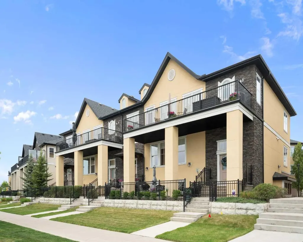 64 Cranbrook Drive SE Calgary AB T3M 0J1