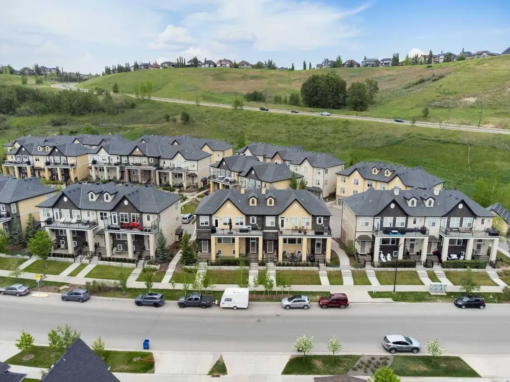 64 Cranbrook Drive SE Calgary AB T3M 0J1