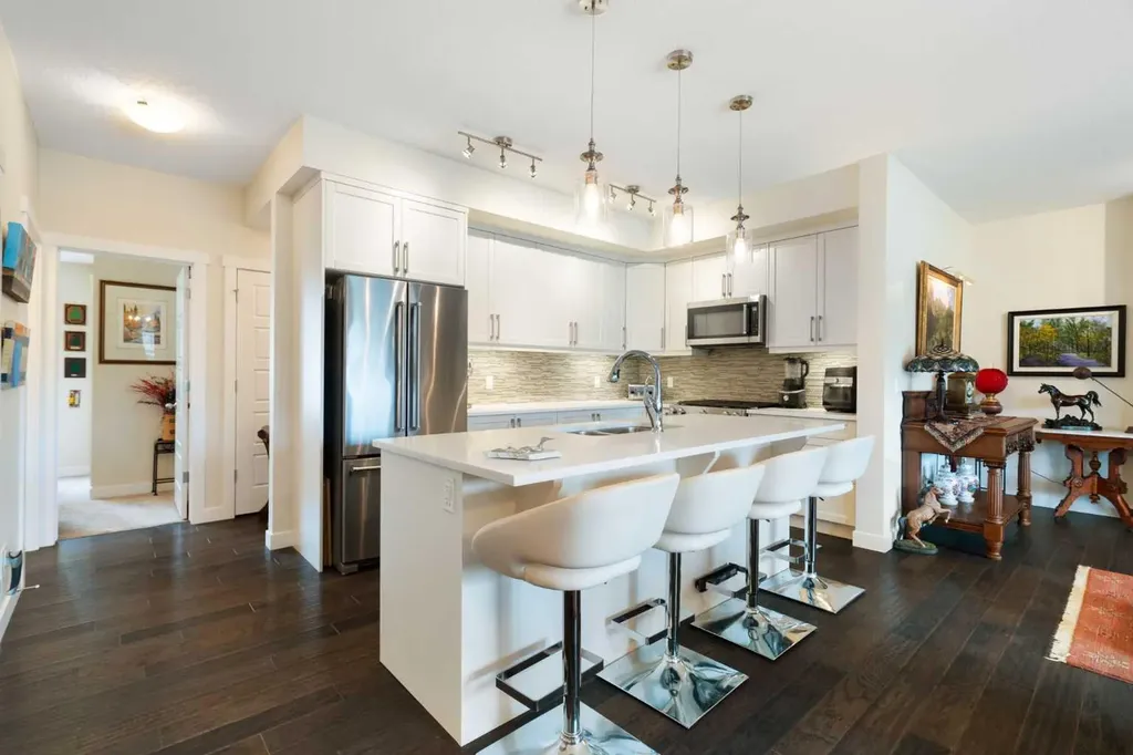 64 Cranbrook Drive SE Calgary AB T3M 0J1