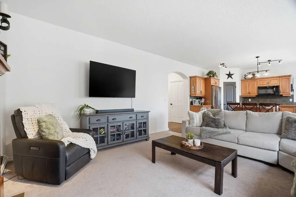 161 Cimarron Park Circle Okotoks AB T1S 2H5
