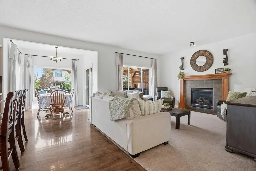 161 Cimarron Park Circle Okotoks AB T1S 2H5