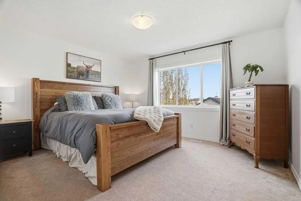161 Cimarron Park Circle Okotoks AB T1S 2H5