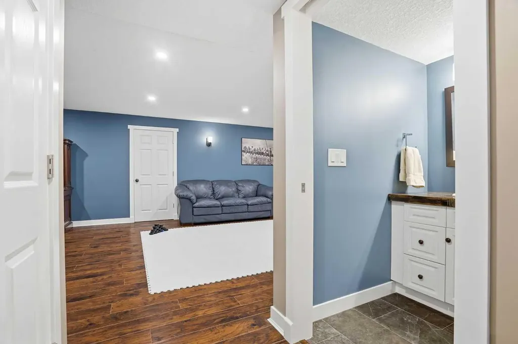 161 Cimarron Park Circle Okotoks AB T1S 2H5