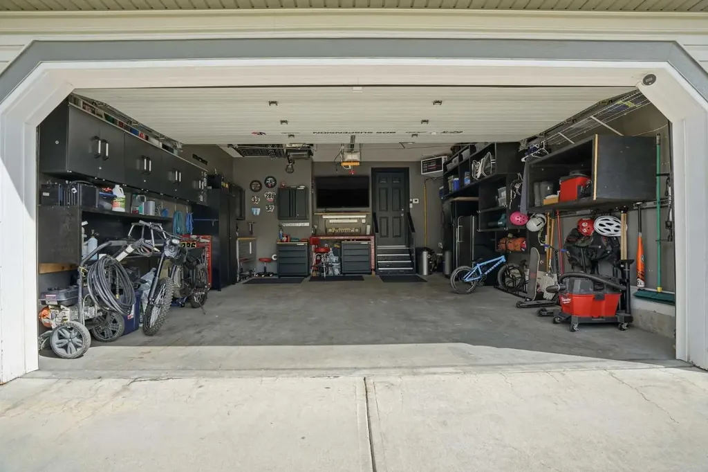 161 Cimarron Park Circle Okotoks AB T1S 2H5
