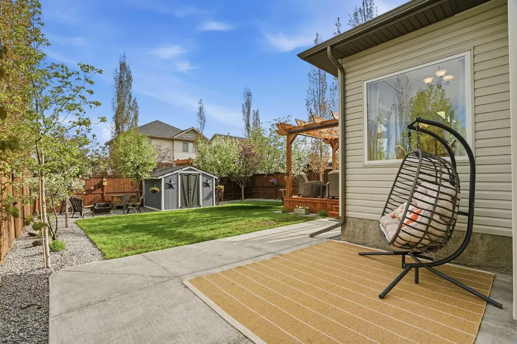 161 Cimarron Park Circle Okotoks AB T1S 2H5
