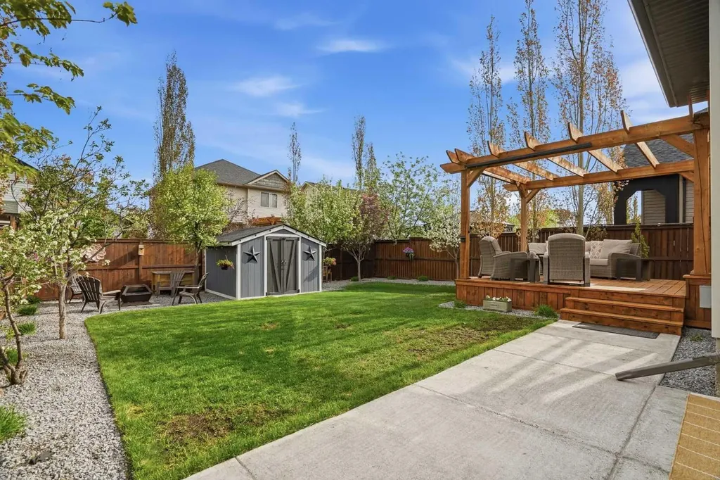 161 Cimarron Park Circle Okotoks AB T1S 2H5