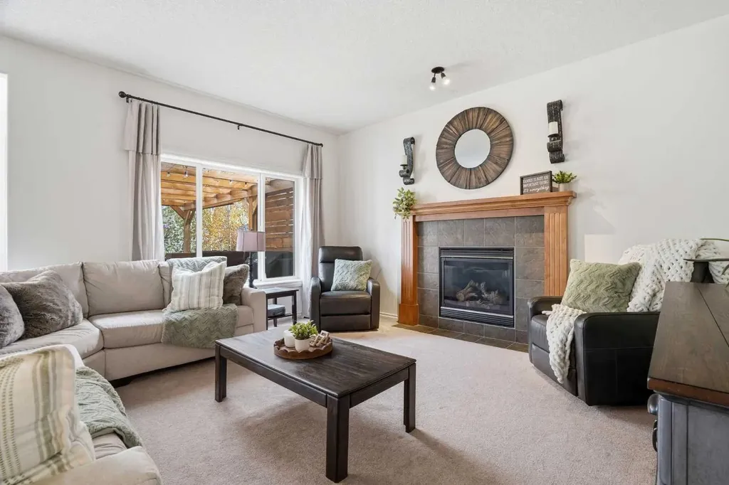 161 Cimarron Park Circle Okotoks AB T1S 2H5