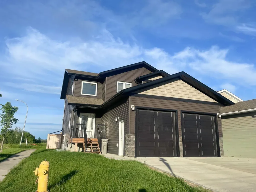 9521 88 Street Grande Prairie AB T8X 0N3