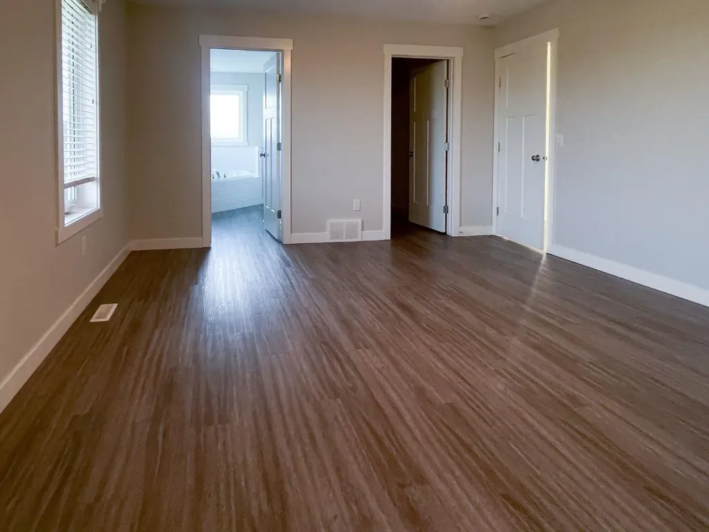 9521 88 Street Grande Prairie AB T8X 0N3