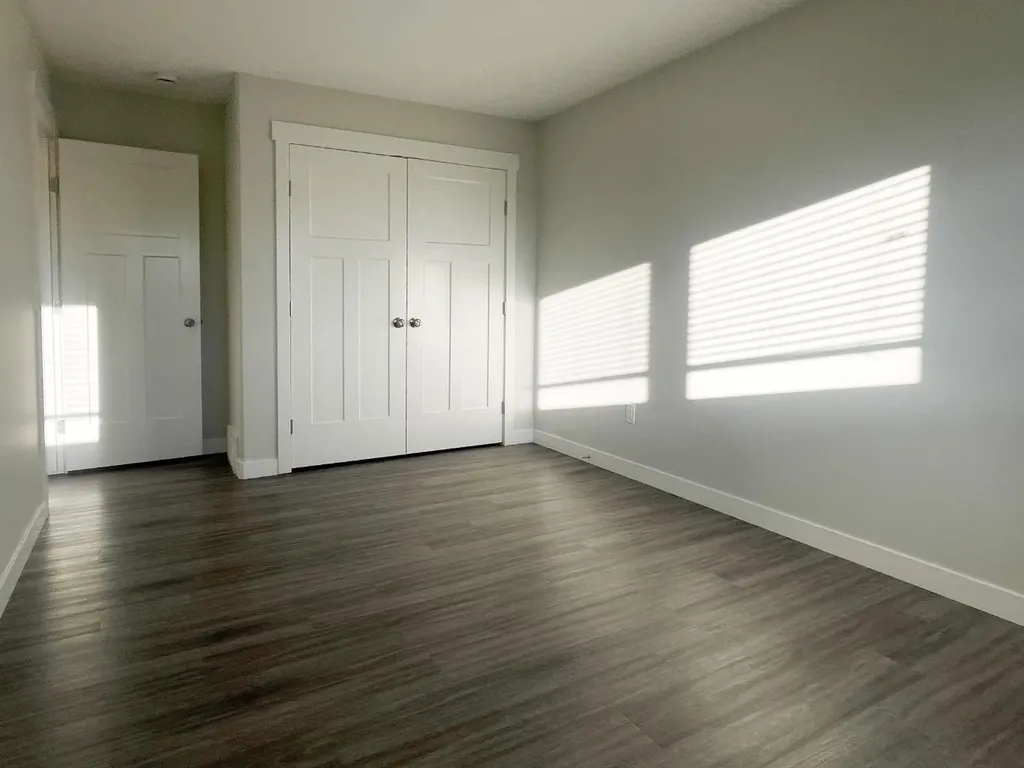 9521 88 Street Grande Prairie AB T8X 0N3