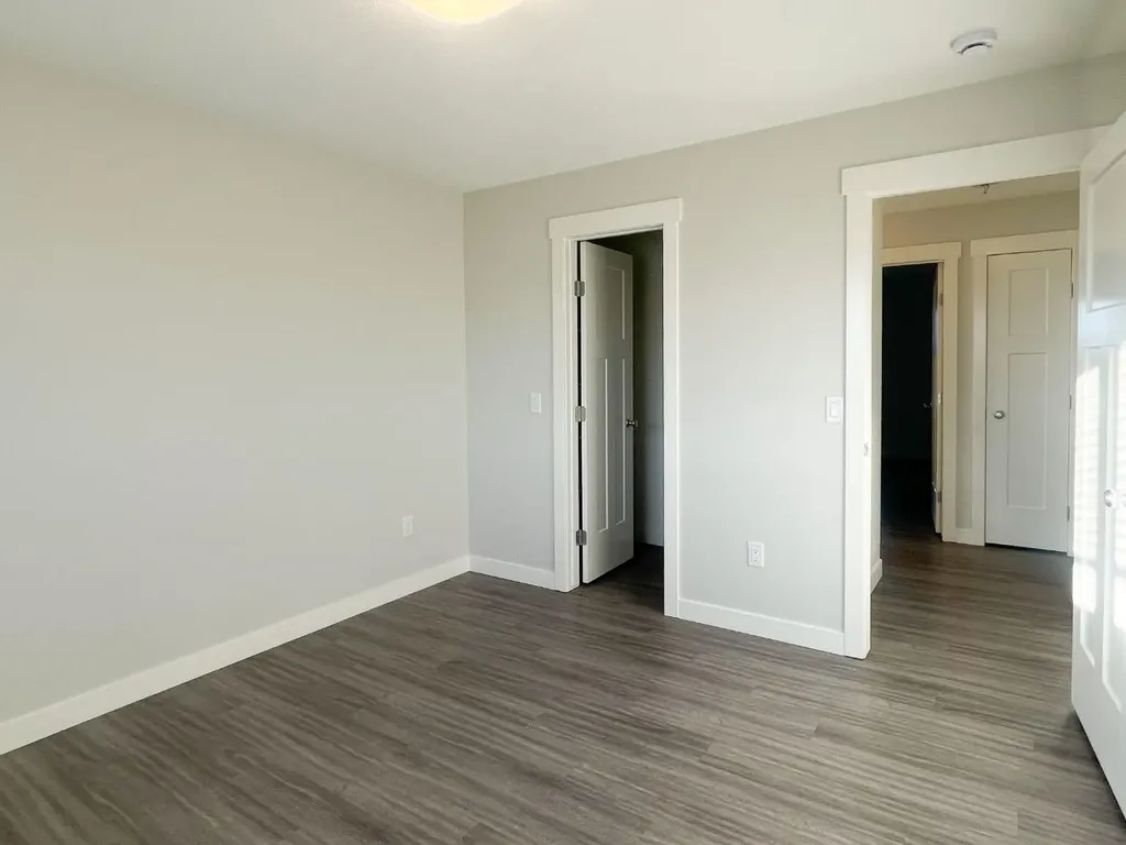 9521 88 Street Grande Prairie AB T8X 0N3