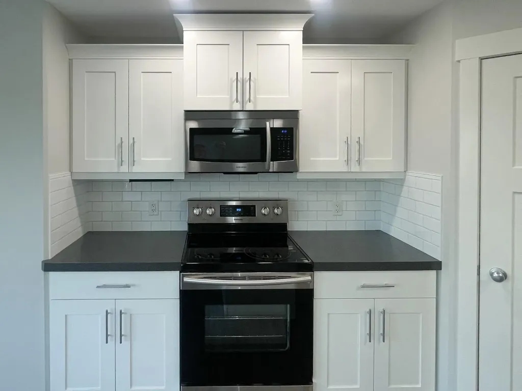 9521 88 Street Grande Prairie AB T8X 0N3
