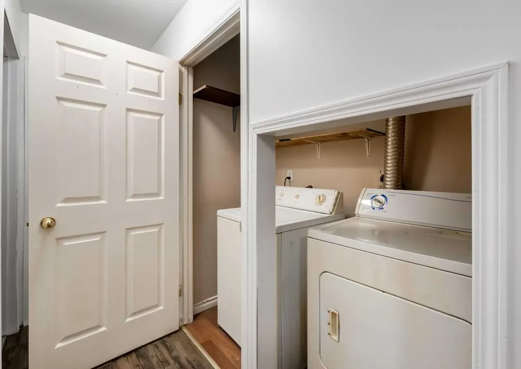 1135 37 Street SE Calgary AB T2A 1E2