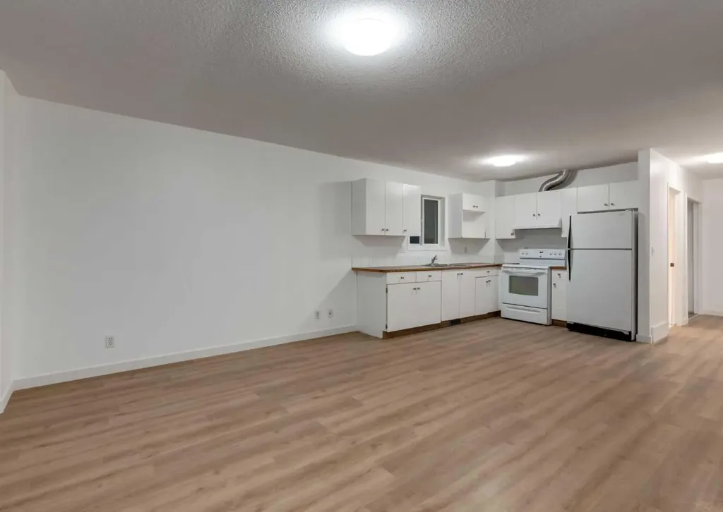 1135 37 Street SE Calgary AB T2A 1E2