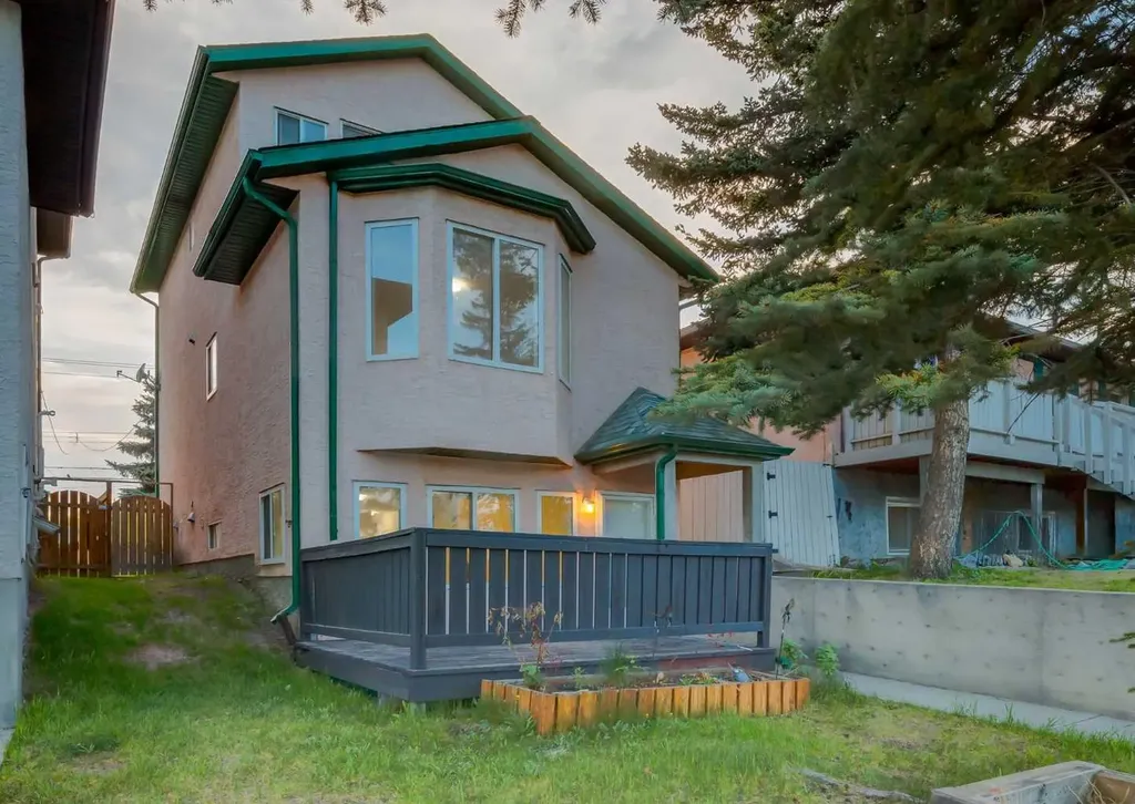 1135 37 Street SE Calgary AB T2A 1E2