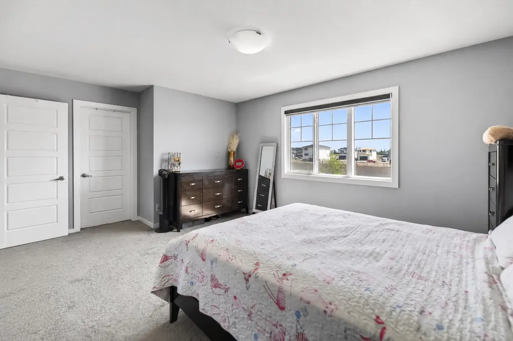 318 Teasdale Drive Red Deer AB T4P 0T1
