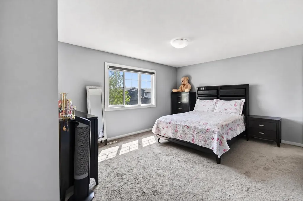 318 Teasdale Drive Red Deer AB T4P 0T1