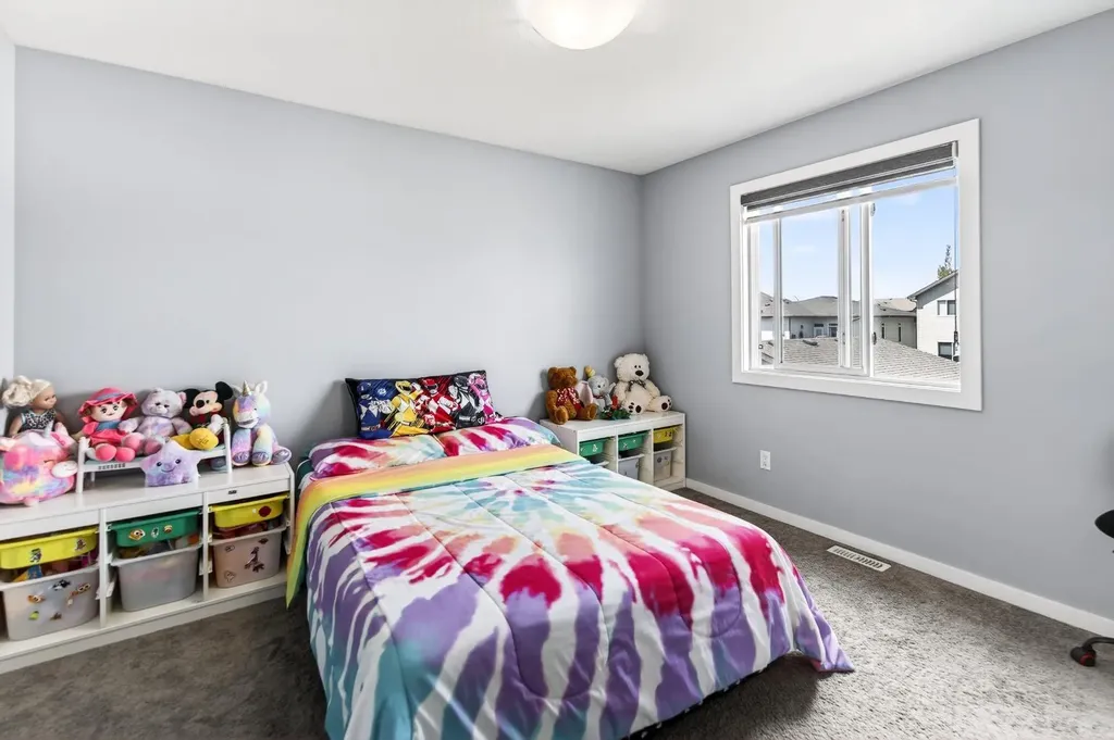318 Teasdale Drive Red Deer AB T4P 0T1