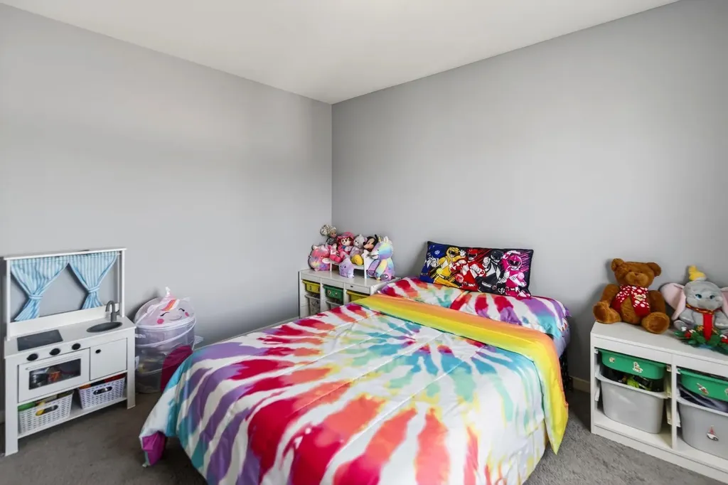 318 Teasdale Drive Red Deer AB T4P 0T1