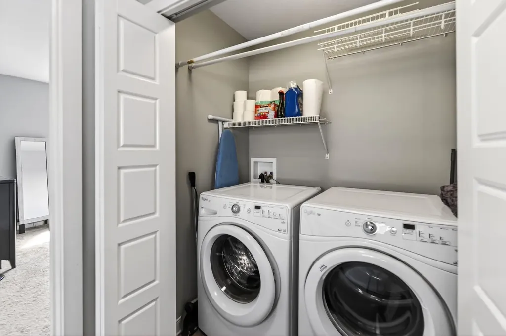 318 Teasdale Drive Red Deer AB T4P 0T1