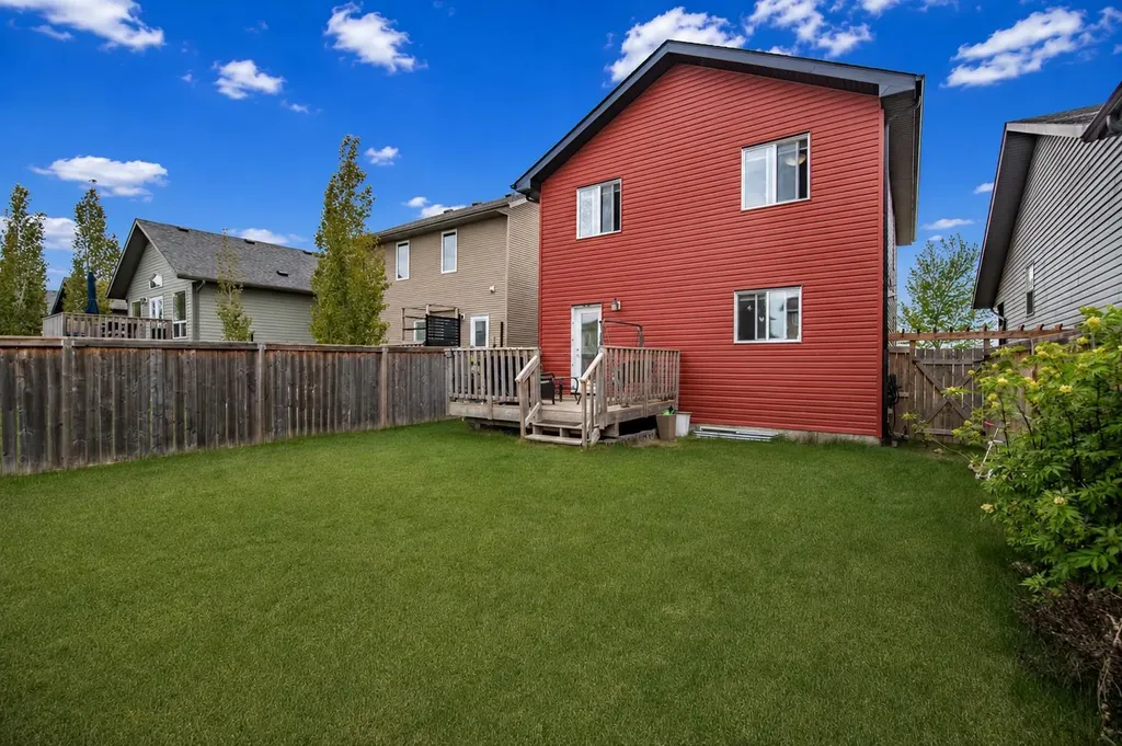 318 Teasdale Drive Red Deer AB T4P 0T1