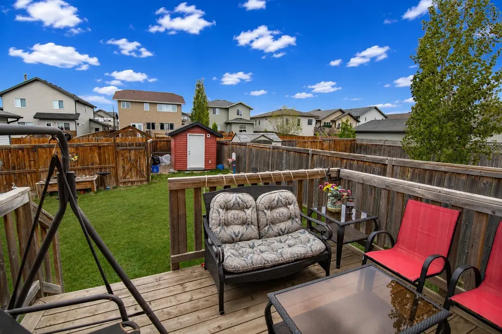 318 Teasdale Drive Red Deer AB T4P 0T1