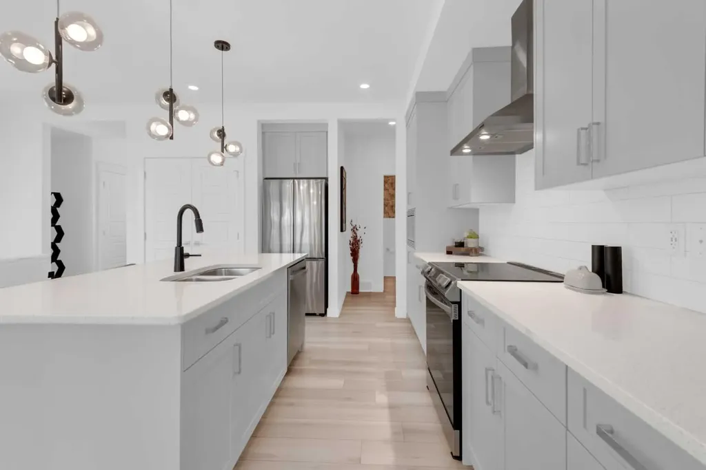 47 Walgrove Park SE Calgary AB T2X 4N9