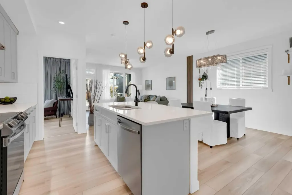 47 Walgrove Park SE Calgary AB T2X 4N9