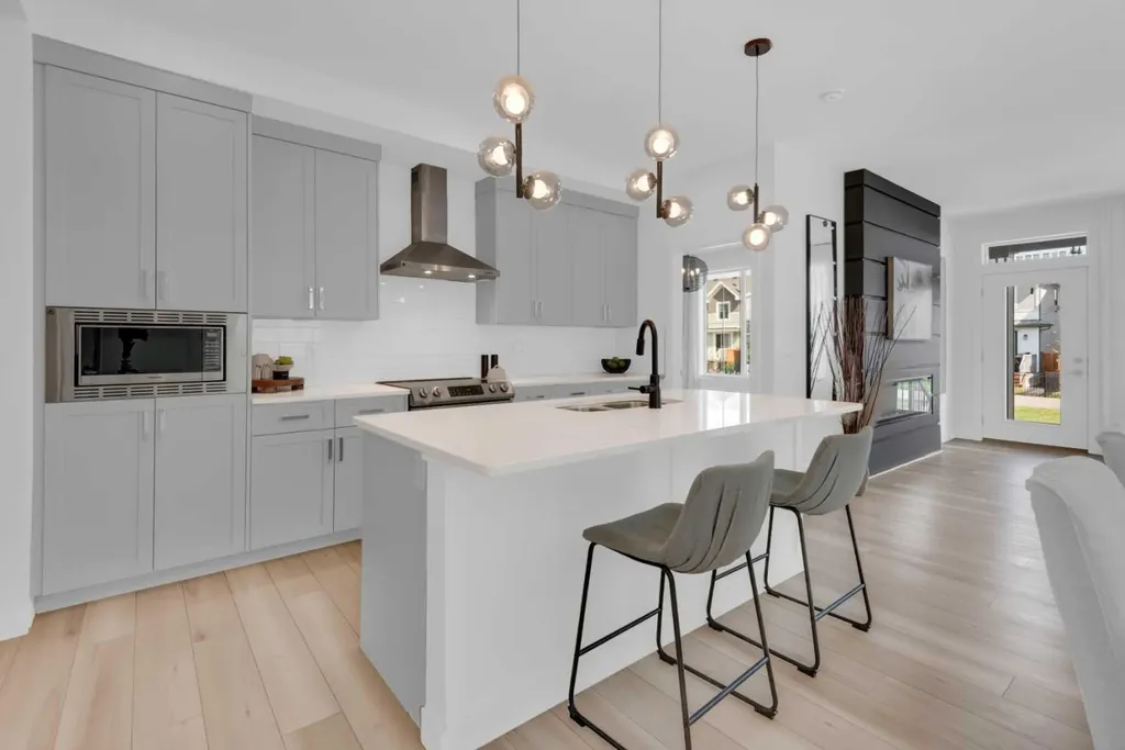 47 Walgrove Park SE Calgary AB T2X 4N9