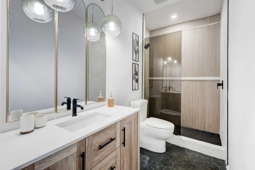 47 Walgrove Park SE Calgary AB T2X 4N9