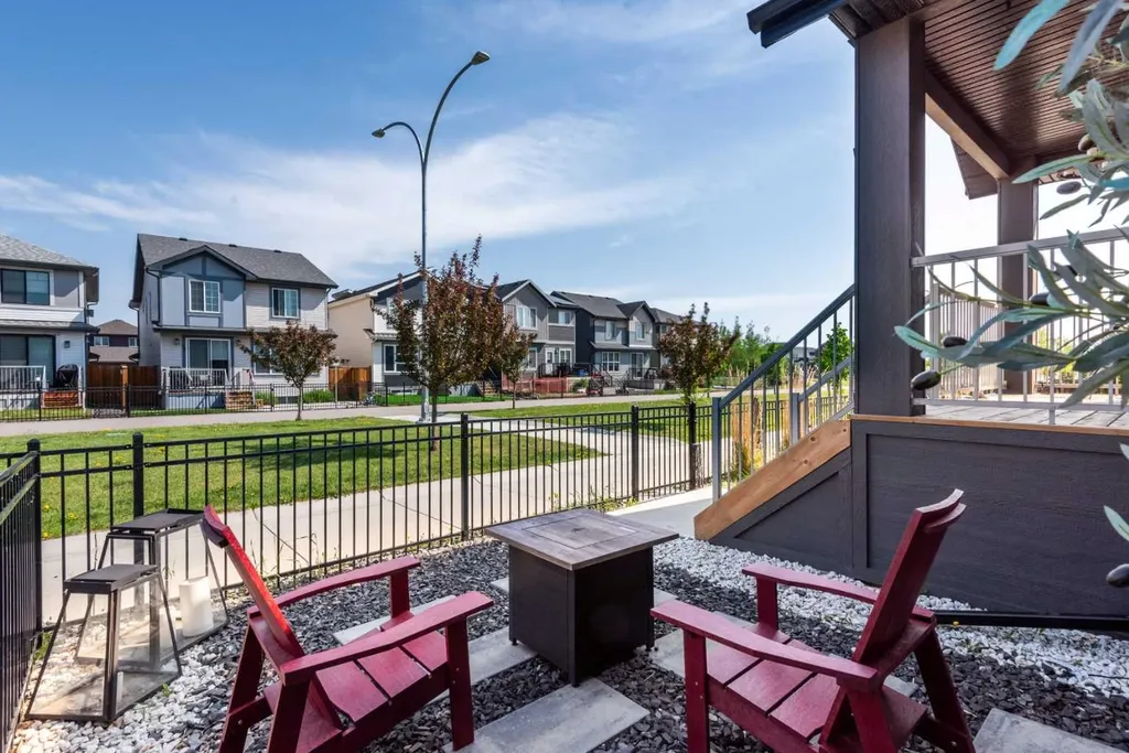 47 Walgrove Park SE Calgary AB T2X 4N9