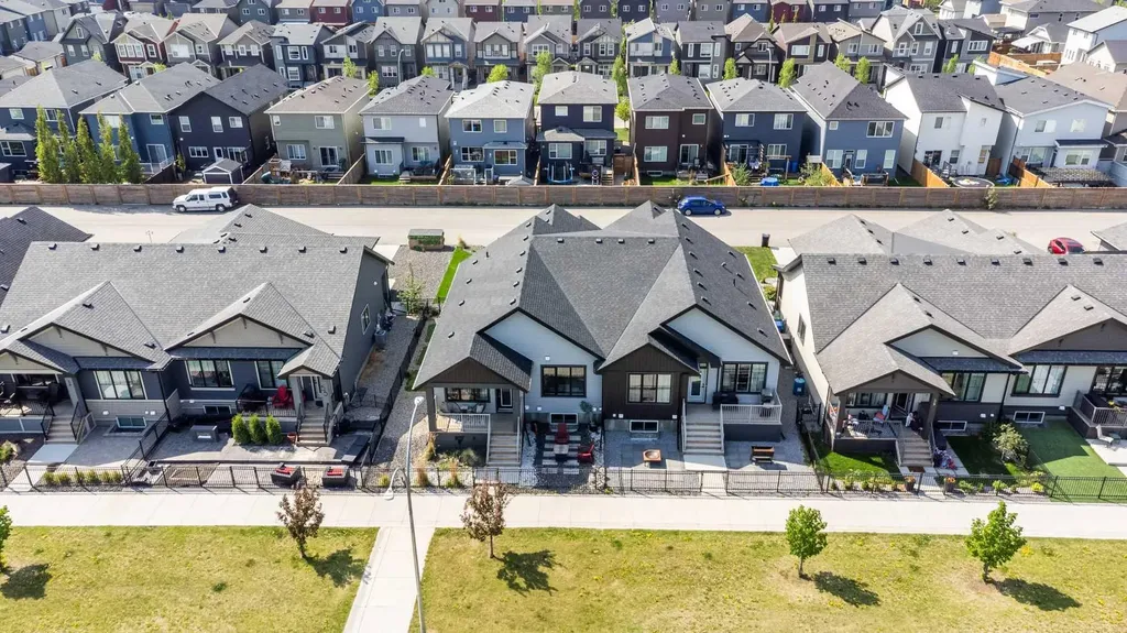 47 Walgrove Park SE Calgary AB T2X 4N9