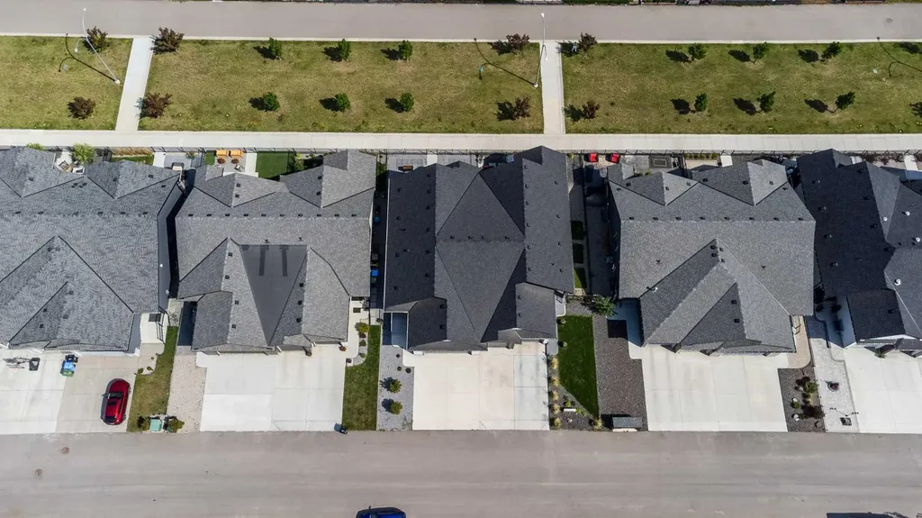 47 Walgrove Park SE Calgary AB T2X 4N9