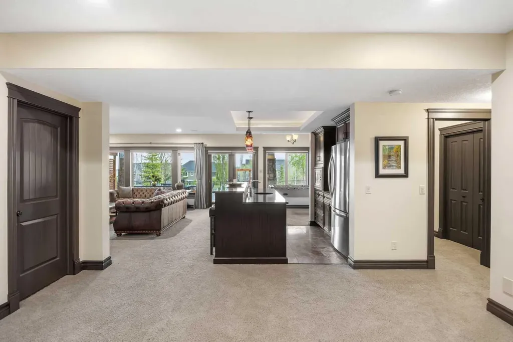 11 Timberline Gate SW Calgary AB T3H 0W3