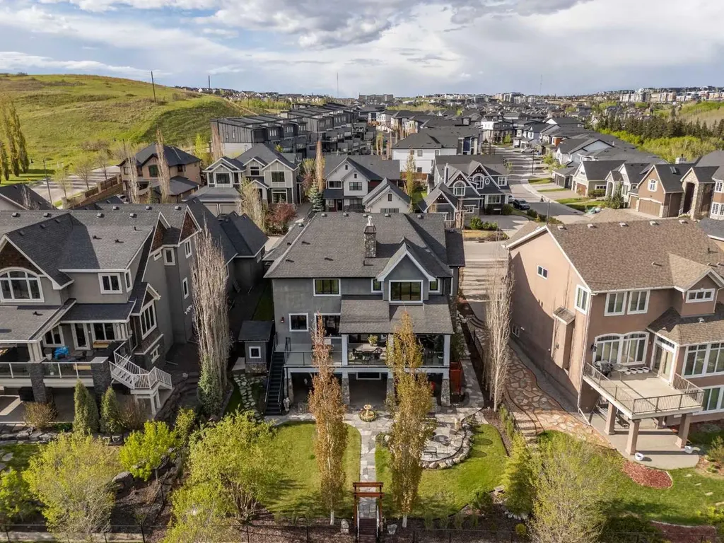 11 Timberline Gate SW Calgary AB T3H 0W3
