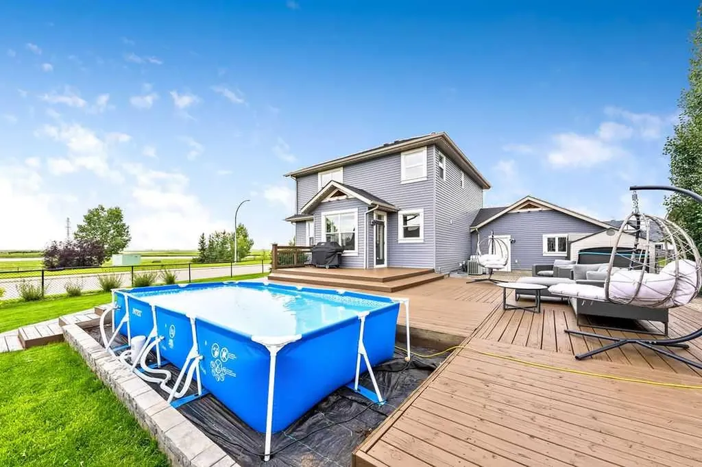 703 Boulder Creek Drive SE Langdon AB T0J 1X3