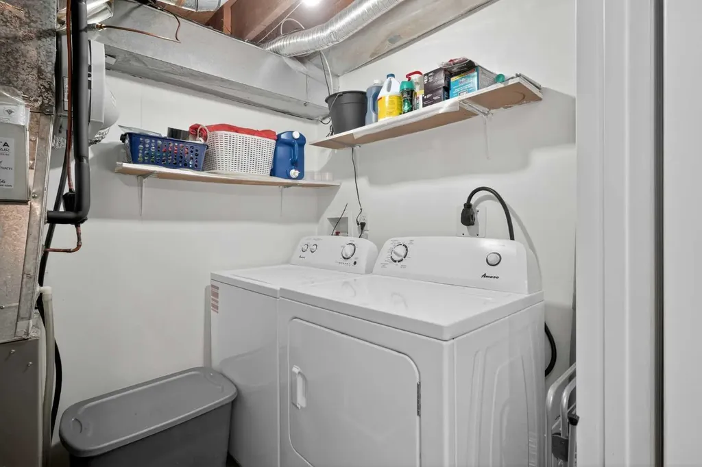 210 86 Avenue SE Calgary AB T2H 1N6