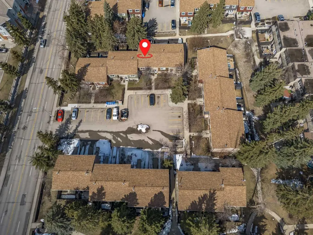 210 86 Avenue SE Calgary AB T2H 1N6