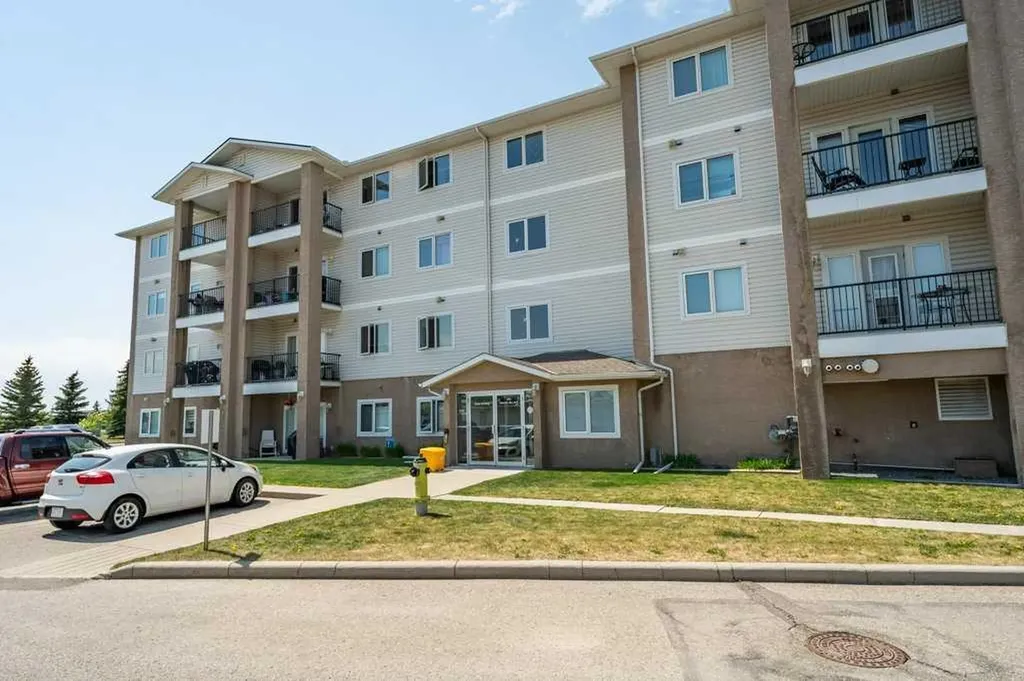 300 Edwards Way NW Airdrie AB T4B 3B4
