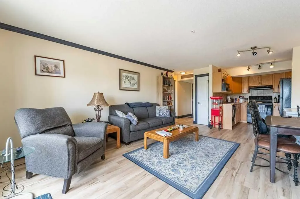 300 Edwards Way NW Airdrie AB T4B 3B4