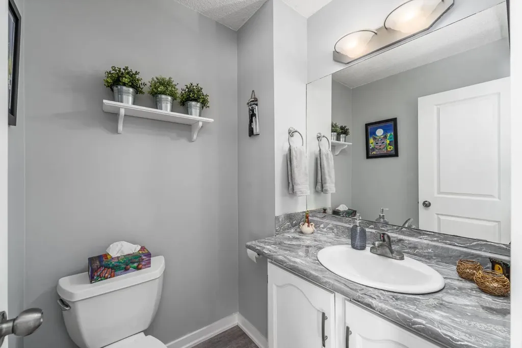 105 Bedford Manor NE Calgary AB T3K 4B8