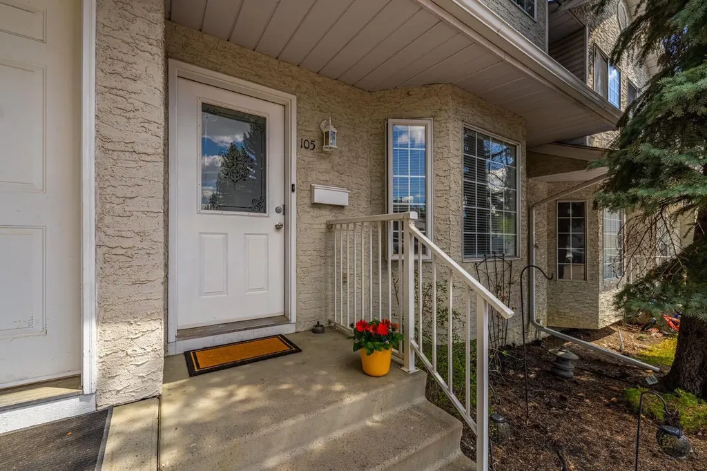 105 Bedford Manor NE Calgary AB T3K 4B8