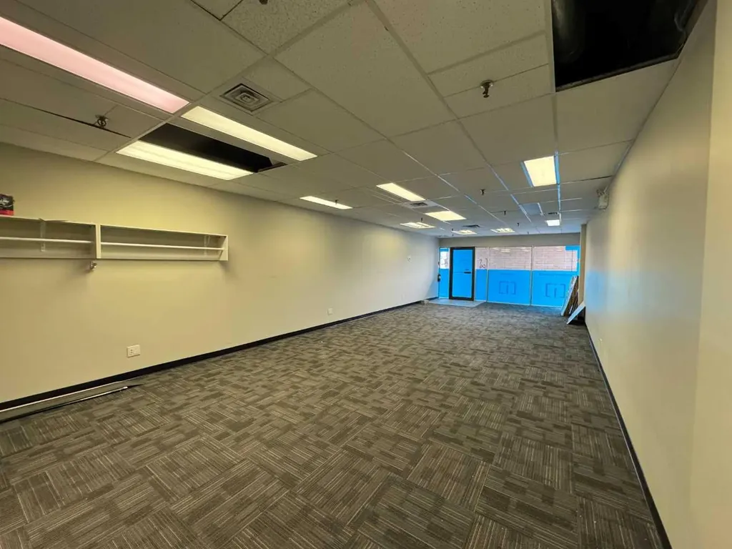 523 Woodpark Boulevard SW Calgary AB T2W 4J3