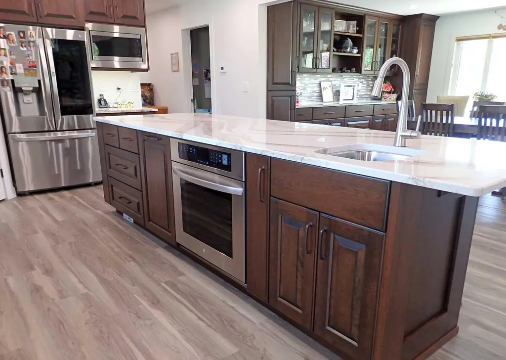 5922 52 Avenue Vermilion AB T9X 1X3