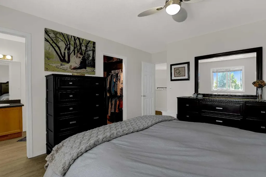 11 Pinnacle Road Grande Prairie AB T8W 0A9