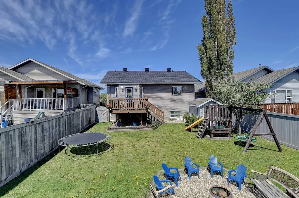 11 Pinnacle Road Grande Prairie AB T8W 0A9