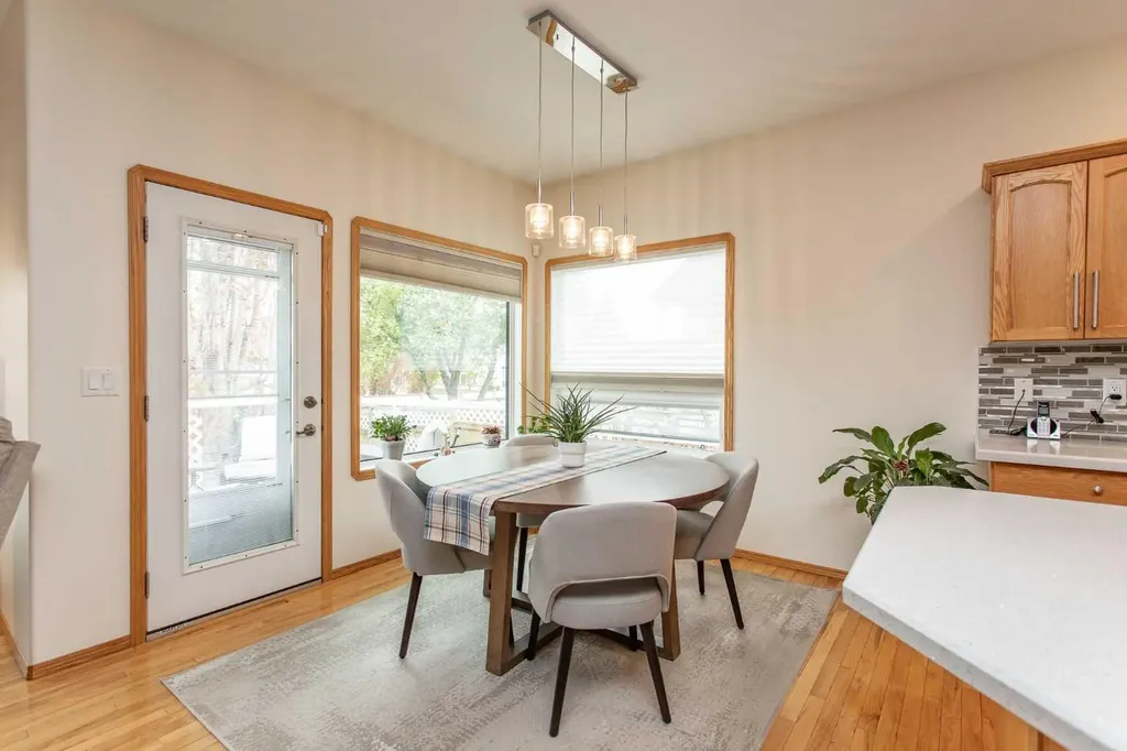 6 Adair Avenue Red Deer AB T4R3B2