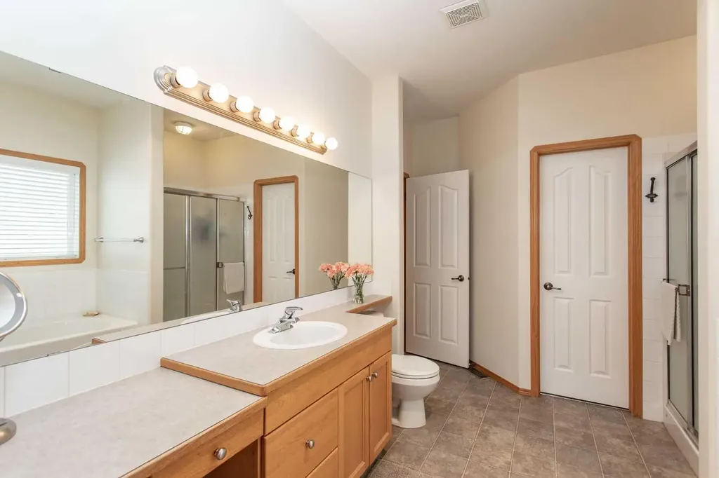 6 Adair Avenue Red Deer AB T4R3B2
